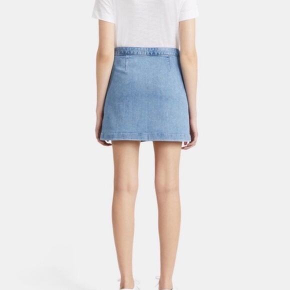 Theory Kinley Wrapped Button Mini Skirt Denim Women’s Size 10 - Picture 2 of 10